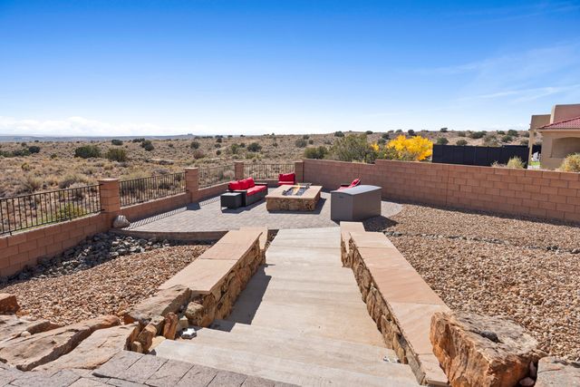 2324 Venada Road NE, Rio Rancho, NM 87144