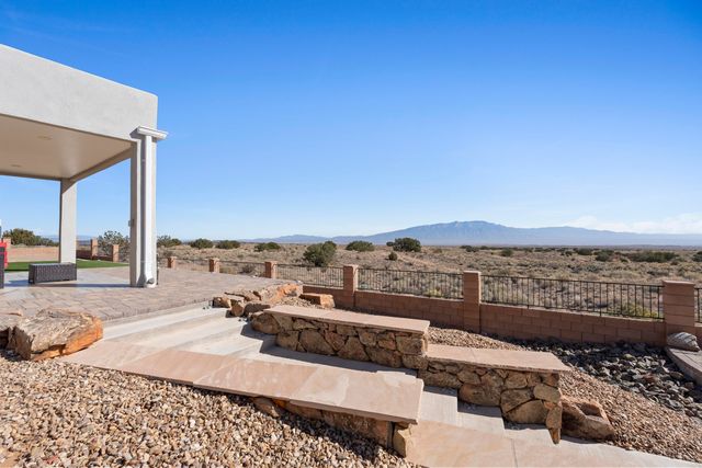 2324 Venada Road NE, Rio Rancho, NM 87144