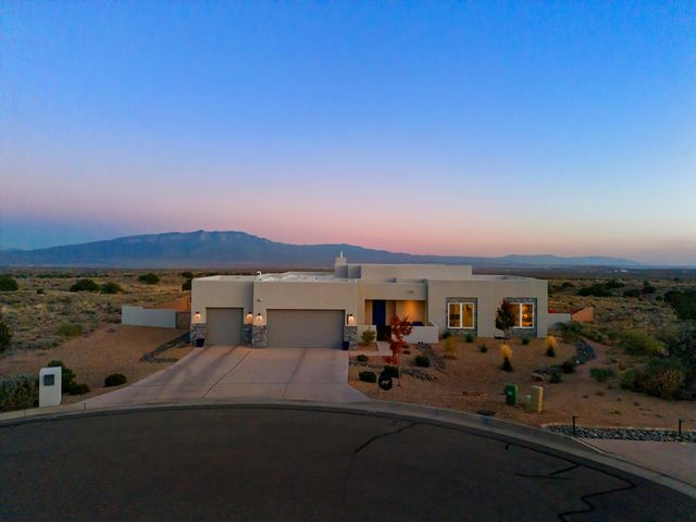 2324 Venada Road NE, Rio Rancho, NM 87144