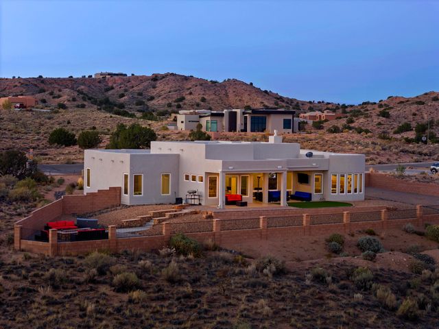 2324 Venada Road NE, Rio Rancho, NM 87144