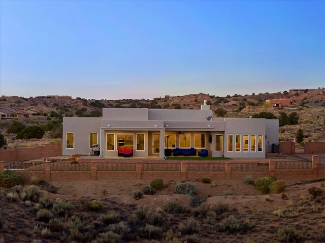 2324 Venada Road NE, Rio Rancho, NM 87144