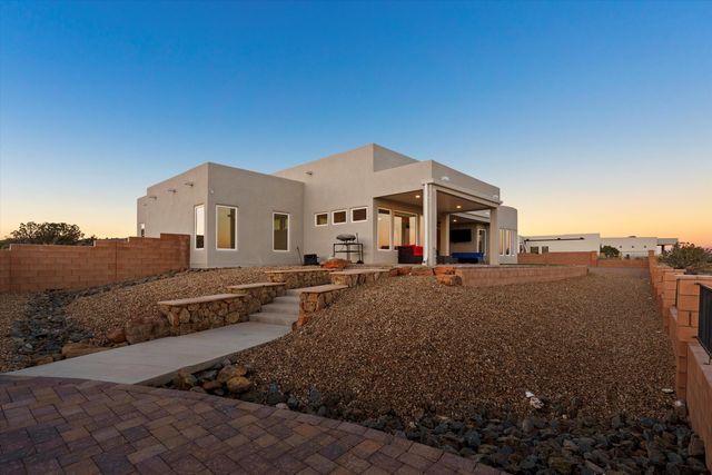 2324 Venada Road NE, Rio Rancho, NM 87144