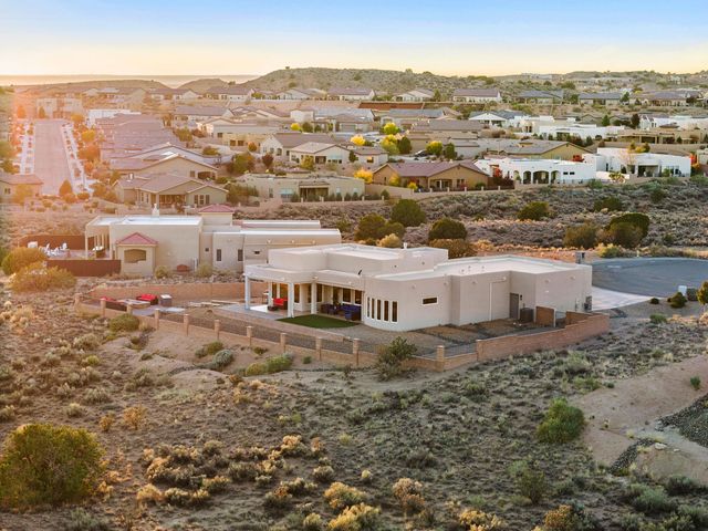 2324 Venada Road NE, Rio Rancho, NM 87144