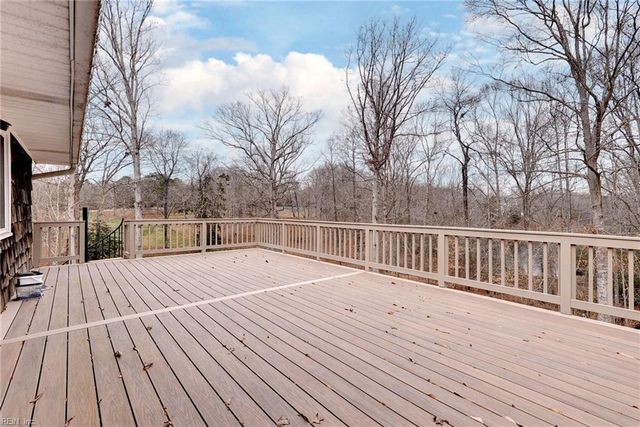 232 Thompson LN, Williamsburg, VA 23188