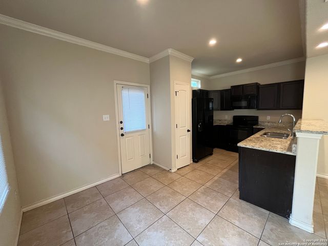 7034 Lakeview Dr Unit 101, San Antonio, TX 78244