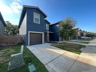 7034 Lakeview Dr Unit 101, San Antonio, TX 78244