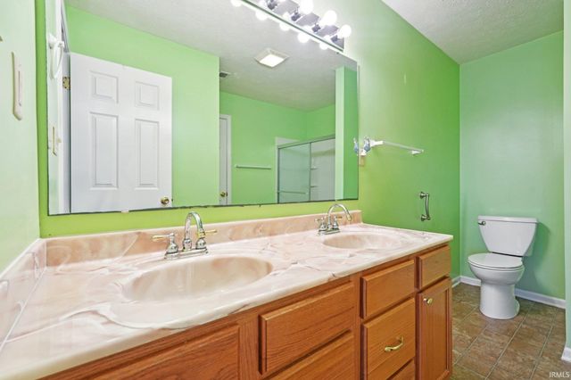 3231 Frances Lane, Kokomo, IN 46902