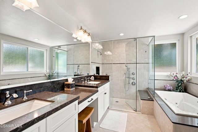 5500 Liverpool Court, Oak Park, CA 91377