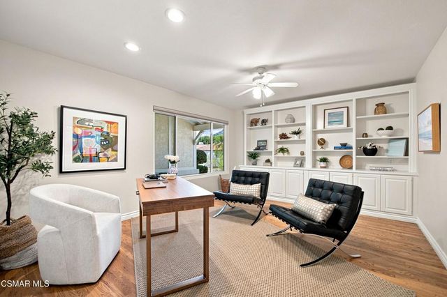 5500 Liverpool Court, Oak Park, CA 91377