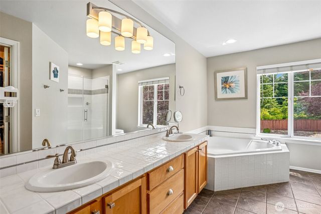 10805 189th Avenue E, Bonney Lake, WA 98391
