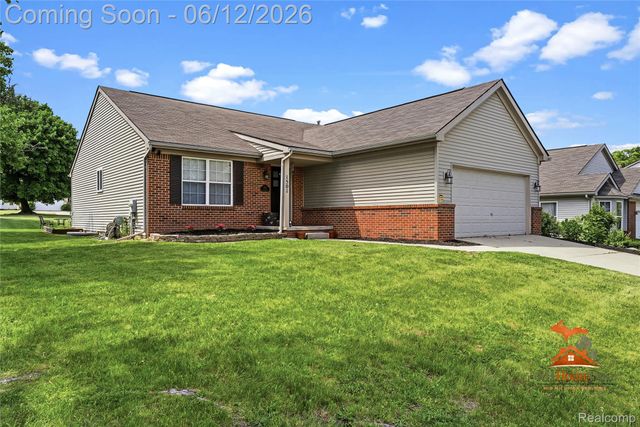 1501 Vanderbilt Drive, Flint, MI 48503
