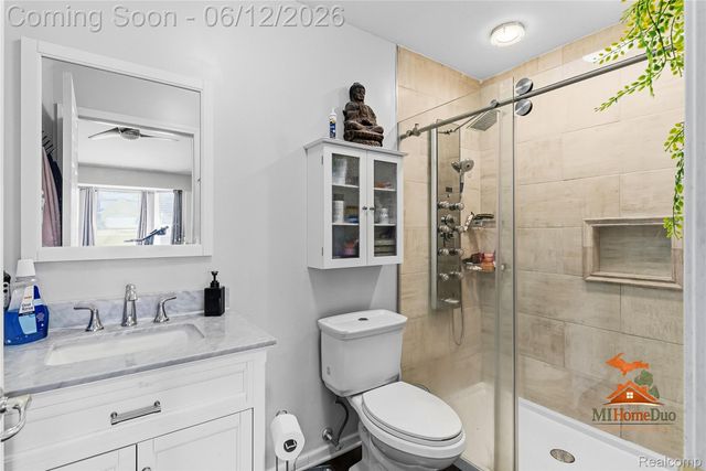 1501 Vanderbilt Drive, Flint, MI 48503