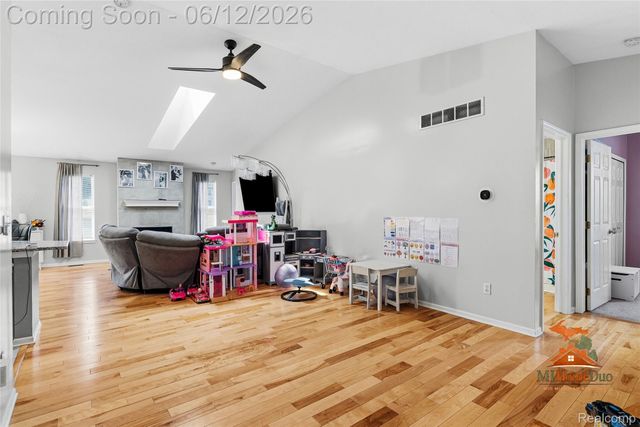 1501 Vanderbilt Drive, Flint, MI 48503