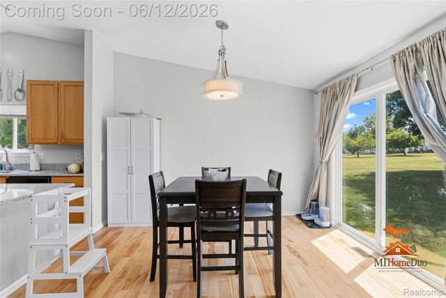 1501 Vanderbilt Drive, Flint, MI 48503