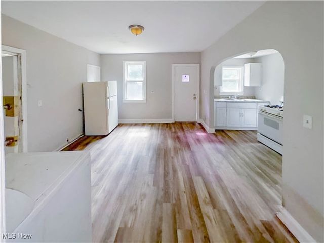 3131 Seymour Avenue, Cleveland, OH 44113