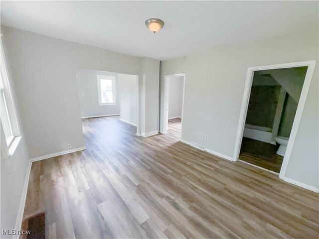 3131 Seymour Avenue, Cleveland, OH 44113