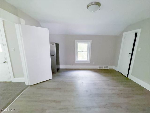 3131 Seymour Avenue, Cleveland, OH 44113