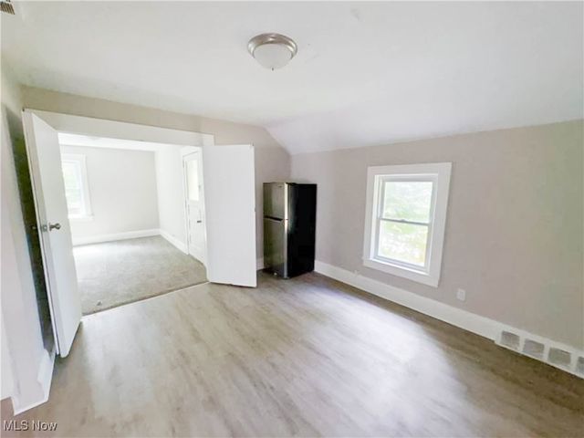 3131 Seymour Avenue, Cleveland, OH 44113