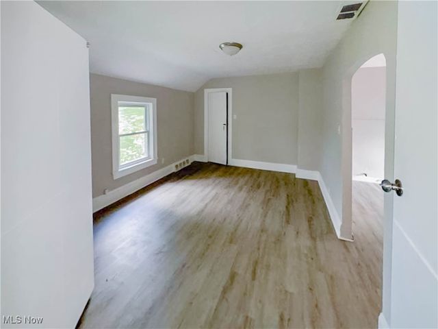 3131 Seymour Avenue, Cleveland, OH 44113