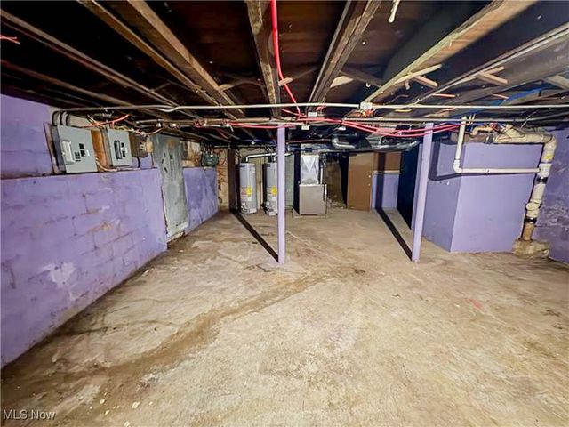 3131 Seymour Avenue, Cleveland, OH 44113