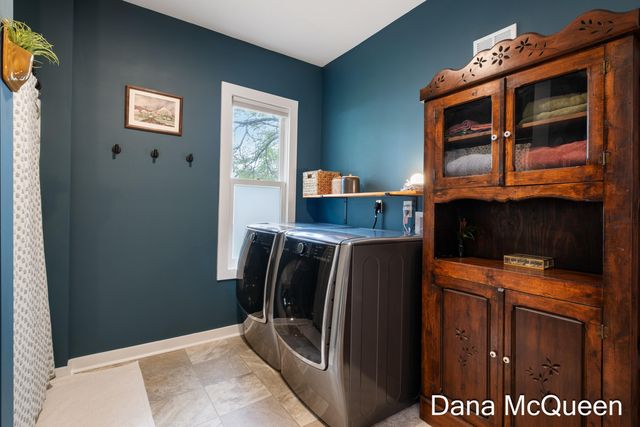 344 Calkins Avenue Se, City Of Grand Rapids, MI 49506