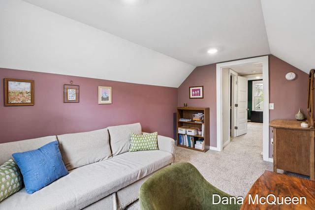 344 Calkins Avenue Se, City Of Grand Rapids, MI 49506