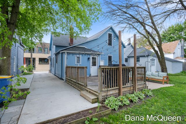 344 Calkins Avenue Se, City Of Grand Rapids, MI 49506