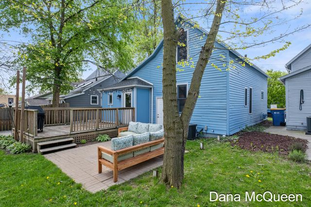 344 Calkins Avenue Se, City Of Grand Rapids, MI 49506