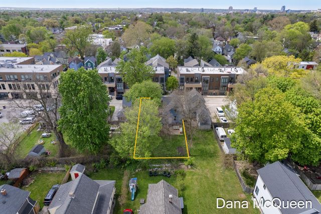 344 Calkins Avenue Se, City Of Grand Rapids, MI 49506