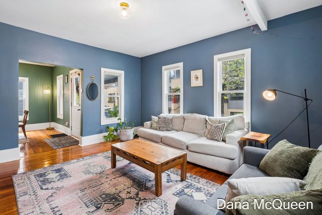 344 Calkins Avenue Se, City Of Grand Rapids, MI 49506