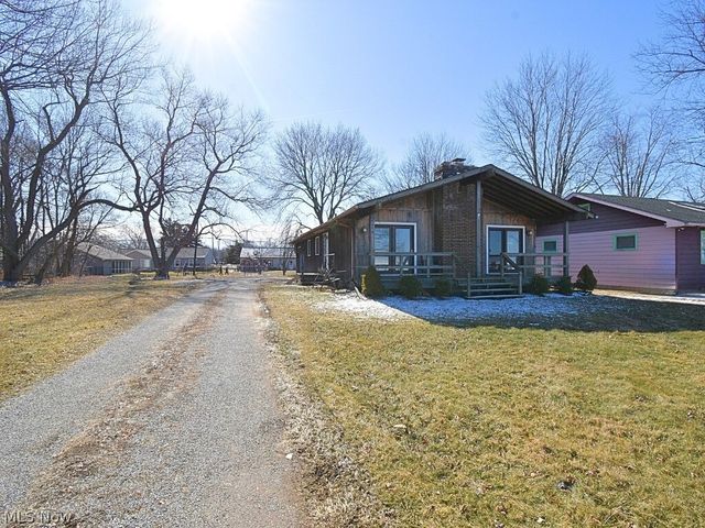 9090 Headlands Road, Mentor, OH 44060