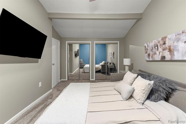 45401 W 9 Mile Road, Novi, MI 48374