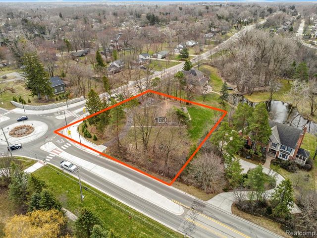 45401 W 9 Mile Road, Novi, MI 48374