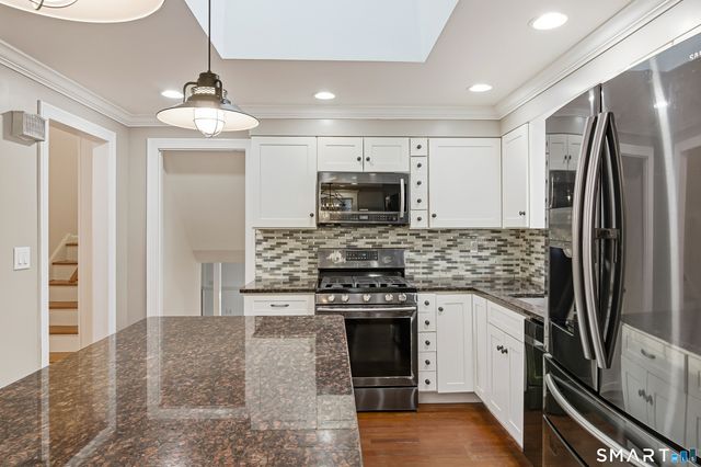 90 Robin Ridge Drive, Madison, CT 06443