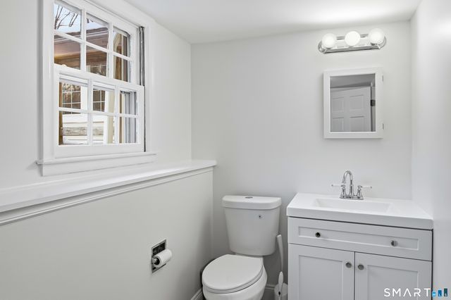 90 Robin Ridge Drive, Madison, CT 06443