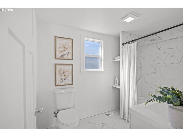 1831 Se 45TH Ave, Portland, OR 97215