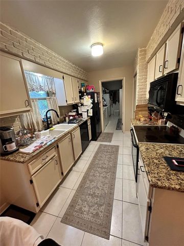 6069 Camp Lee Road, West Palm Beach, FL 33417