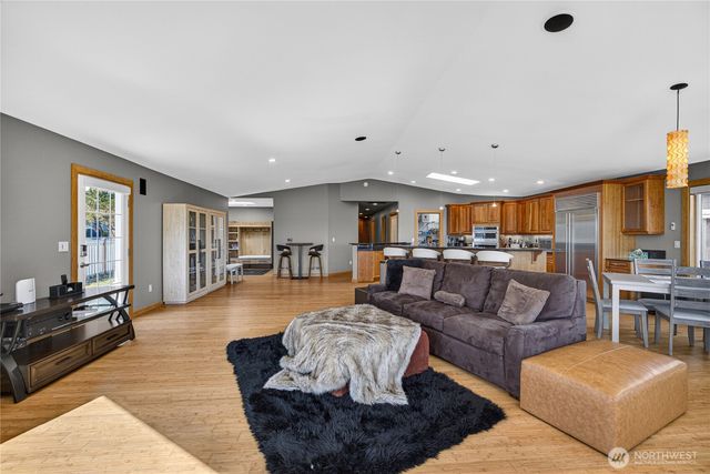5309 Doon Way, Anacortes, WA 98221