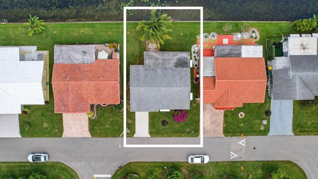 4305 NW 49th Drive, Tamarac, FL 33319