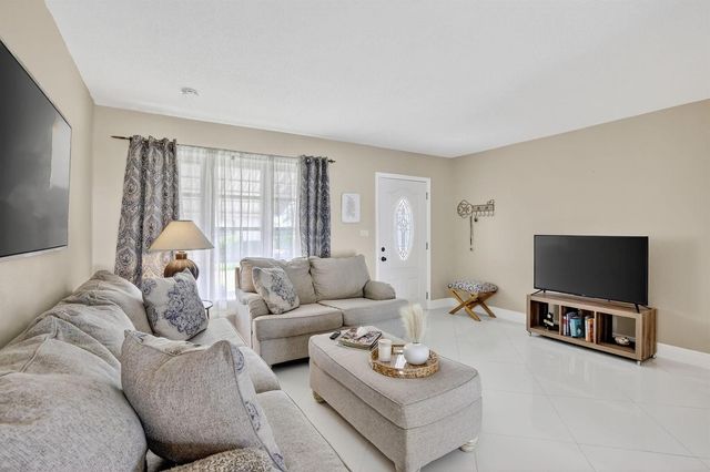4305 NW 49th Drive, Tamarac, FL 33319