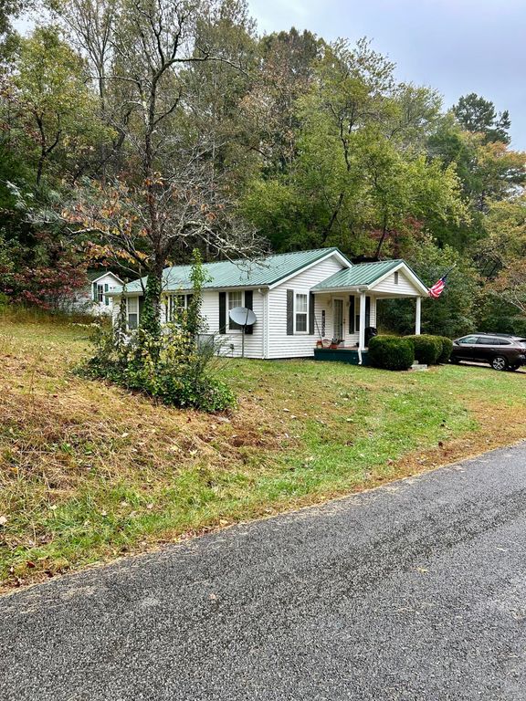 715 Miller Road, Pikeville, TN 37367