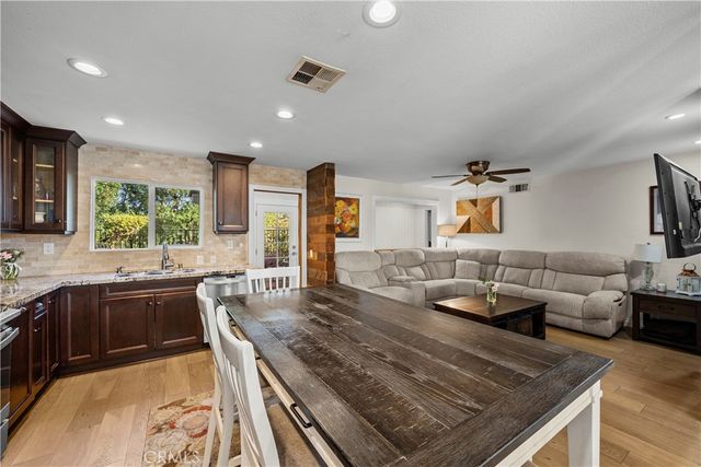 25520 Crockett Lane, Stevenson Ranch, CA 91381