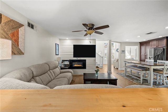 25520 Crockett Lane, Stevenson Ranch, CA 91381