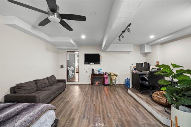 25520 Crockett Lane, Stevenson Ranch, CA 91381