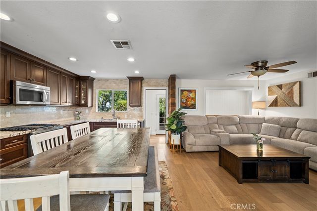 25520 Crockett Lane, Stevenson Ranch, CA 91381