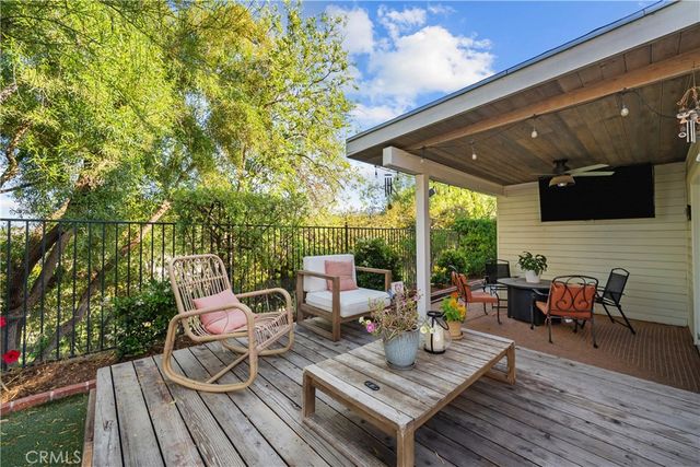 25520 Crockett Lane, Stevenson Ranch, CA 91381