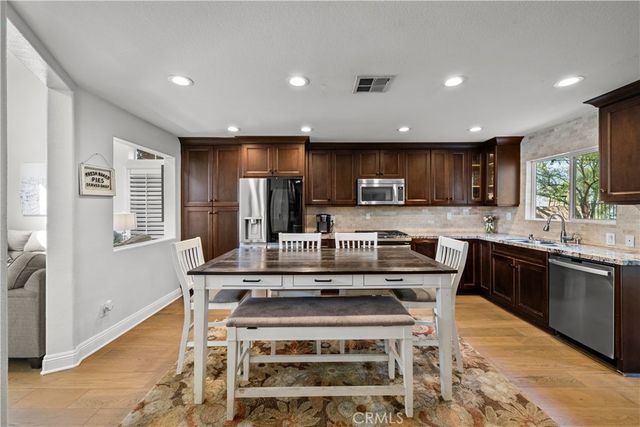 25520 Crockett Lane, Stevenson Ranch, CA 91381