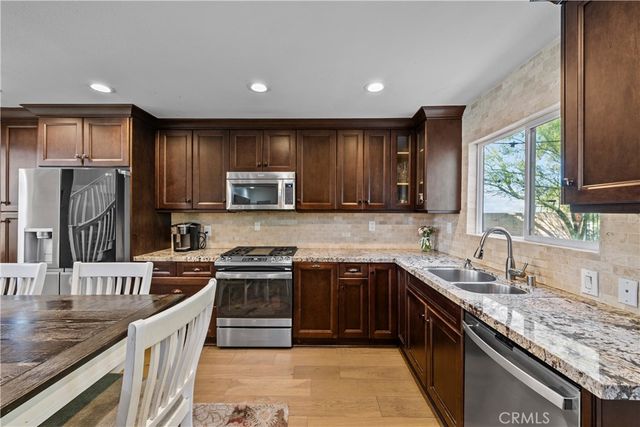 25520 Crockett Lane, Stevenson Ranch, CA 91381