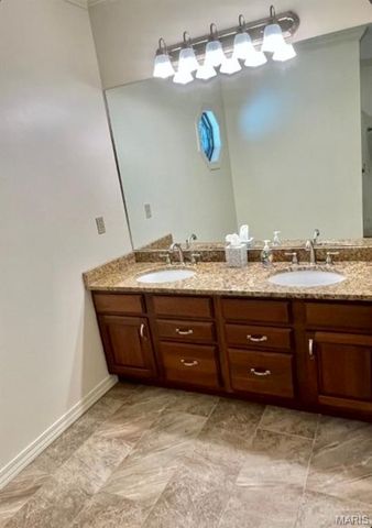 126 Cobblestone Hills, O'fallon, IL 62269