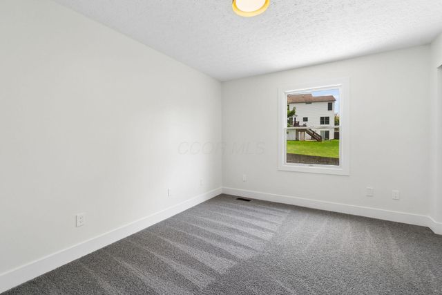 1710 Cloverdale Drive, Lancaster, OH 43130